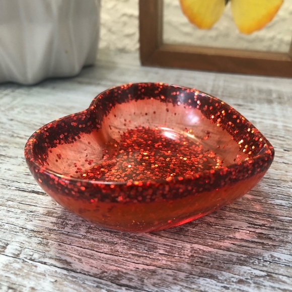Red Glitter Glam Heart Dish For Jewelry, Rings & Trinkets - Picture 5 of 9